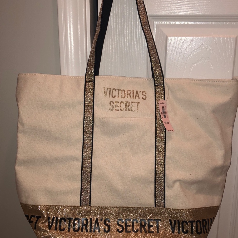 victoria secrete tote
